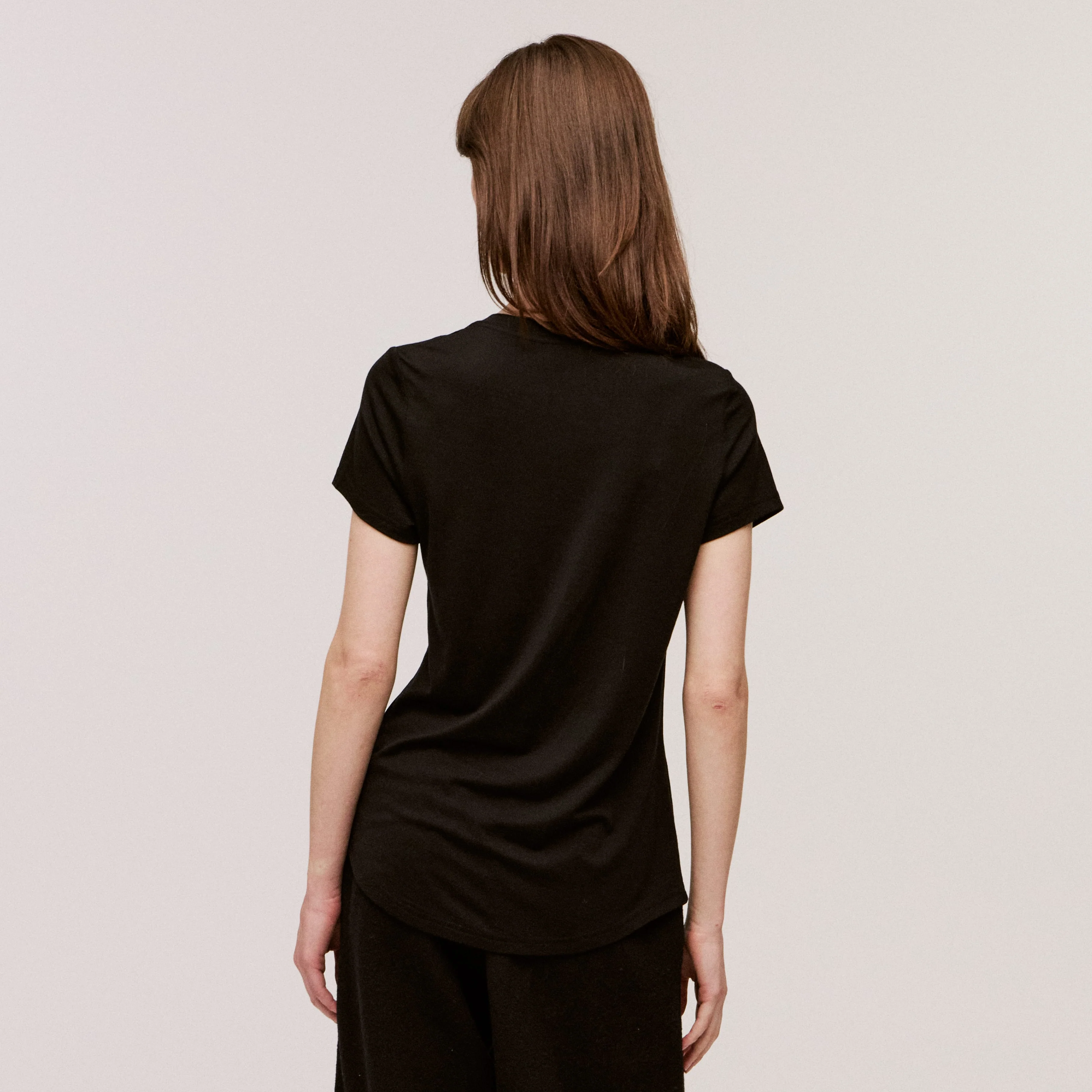 100% Ultra-Fine Merino Wool Women’s Short Sleeve - Image 4