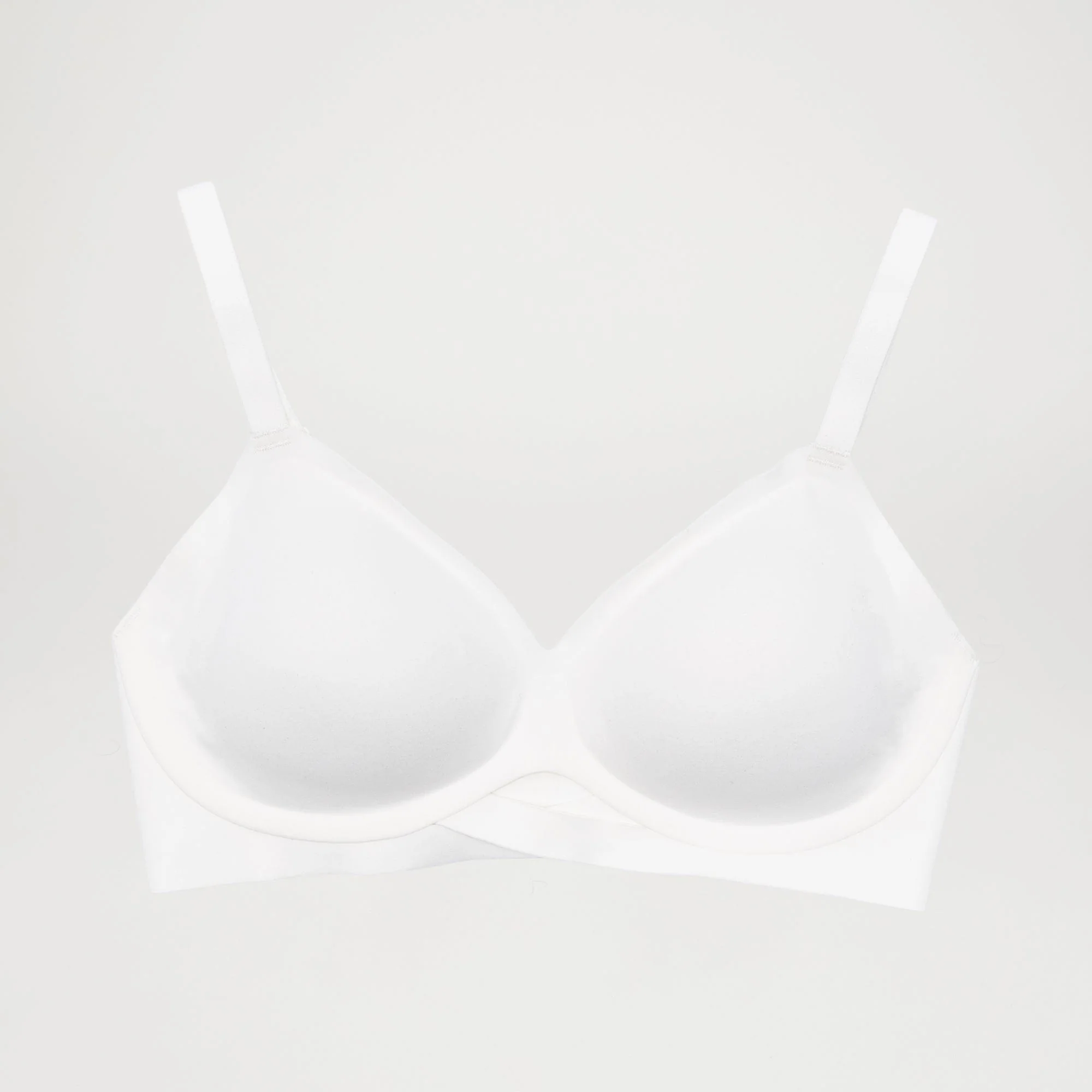 BioFlex™ Wireless Cross Over Lift Bra - Image 6