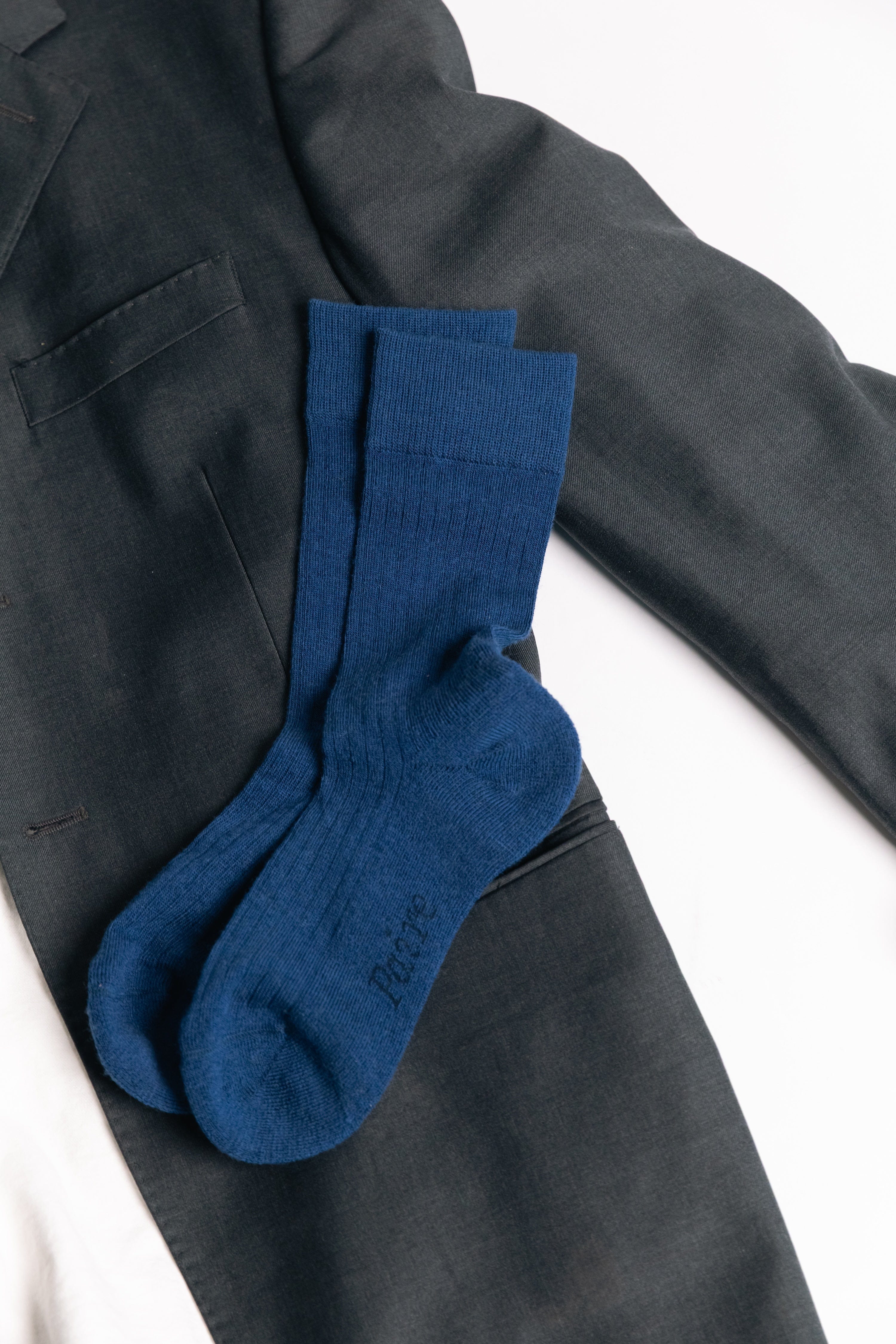 Cashmere-Merino Ribbed Crew Sock - Image 17