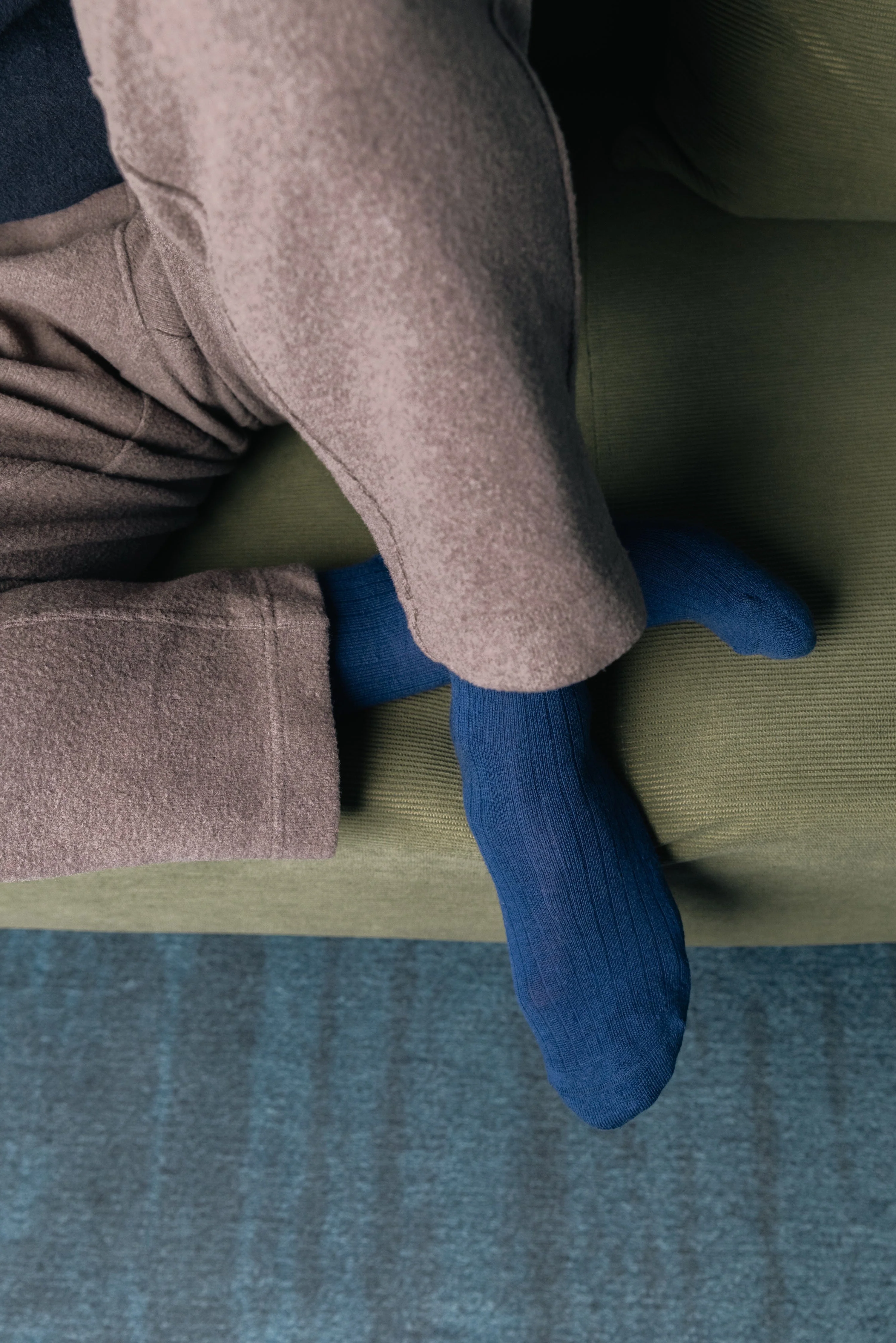 Cashmere-Merino Ribbed Crew Sock - Image 18