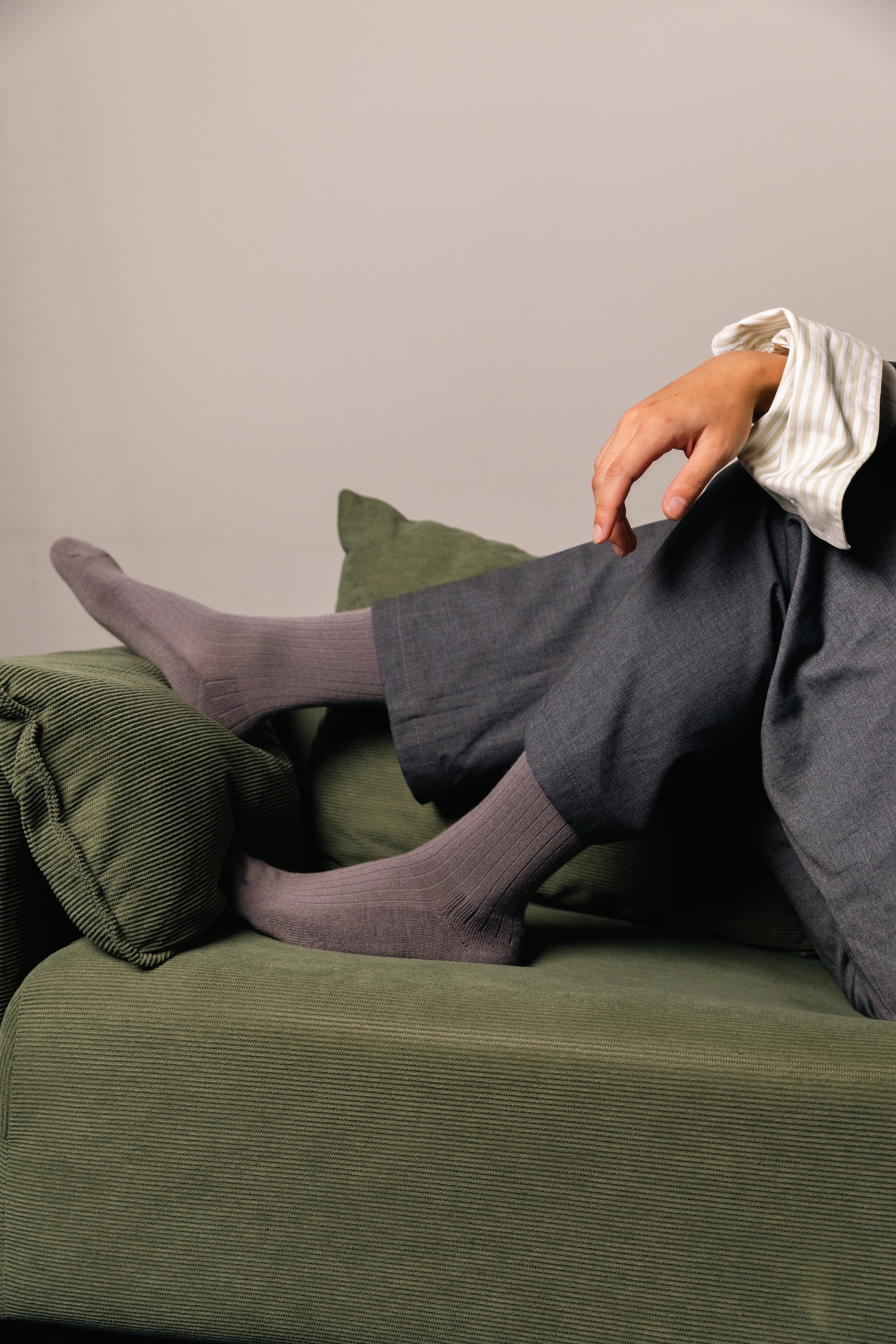 Cashmere-Merino Ribbed Crew Sock - Image 20