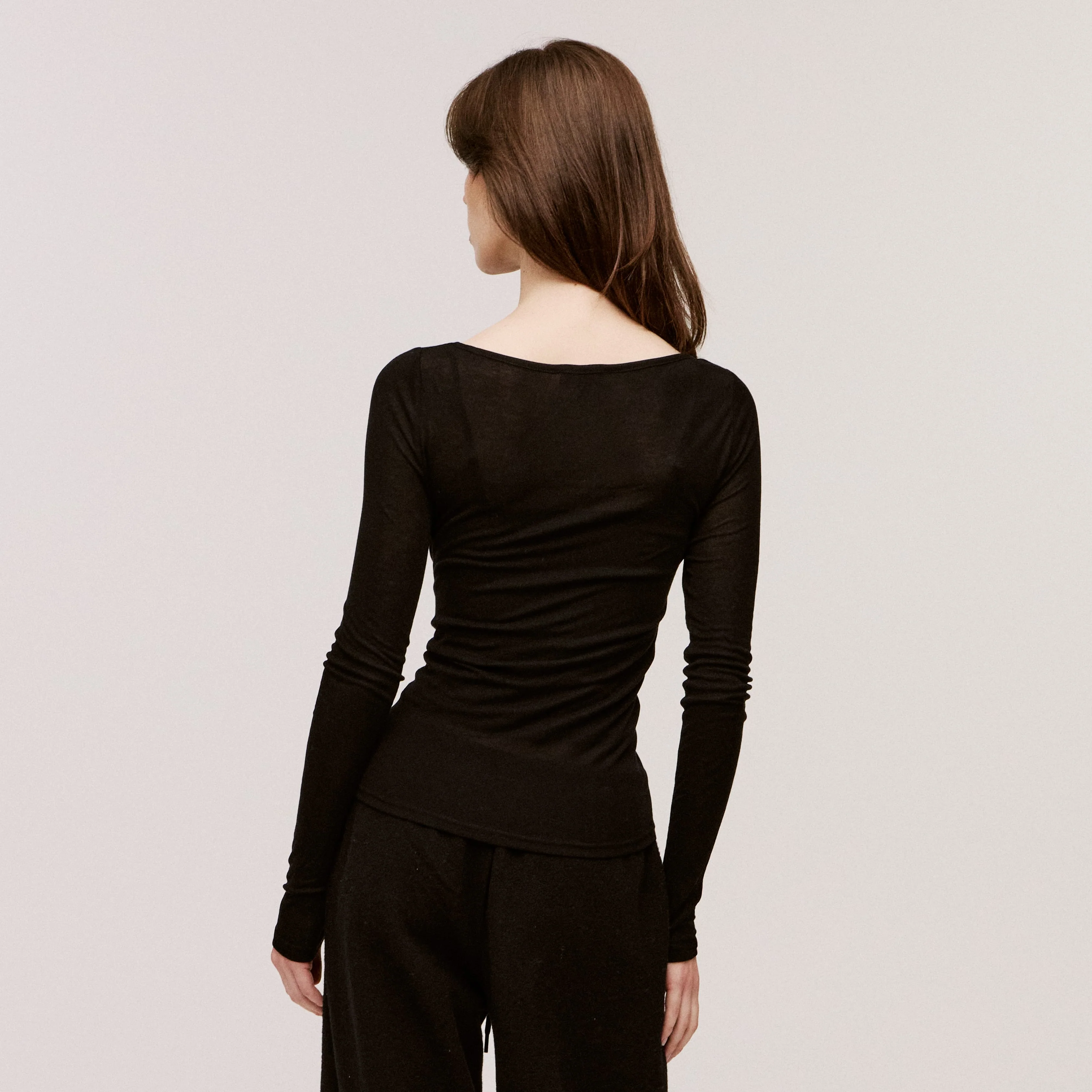 Women’s Cashmere-Blend Boat Long Sleeve - Image 14